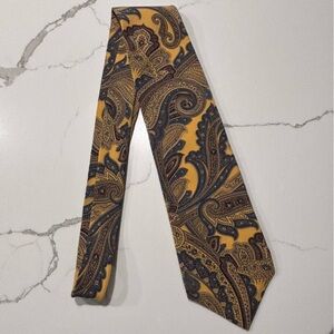 Vintage Peter Thomas Men’s Yellow Multi Paisley Necktie Superba Italian Silk Tie